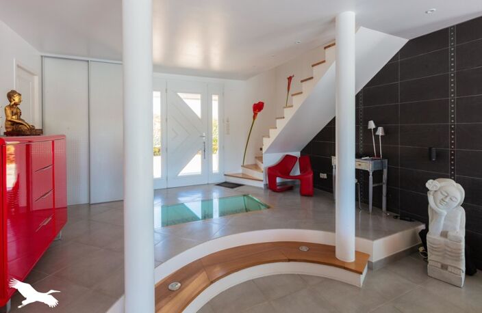 Villa de 5 pièces principales — photo 2