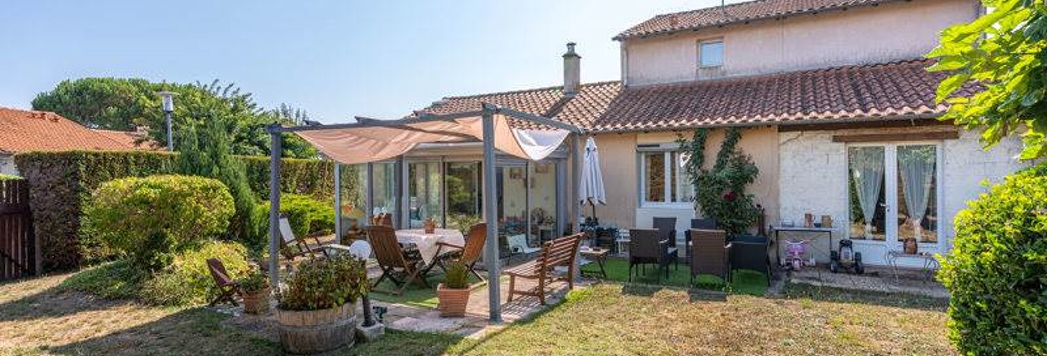 Maison 8 Pièces 206 m² à vendre à Prigonrieux (24130)