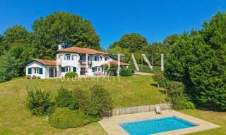 Maison 7 Pièces 250 m² à vendre à Arcangues (64200)