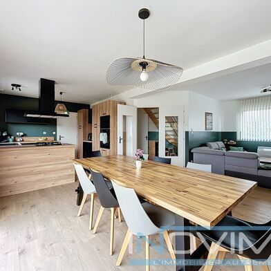 Maison 7 pièces 295400 €