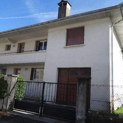 Appartement 4 pièces 750 €
