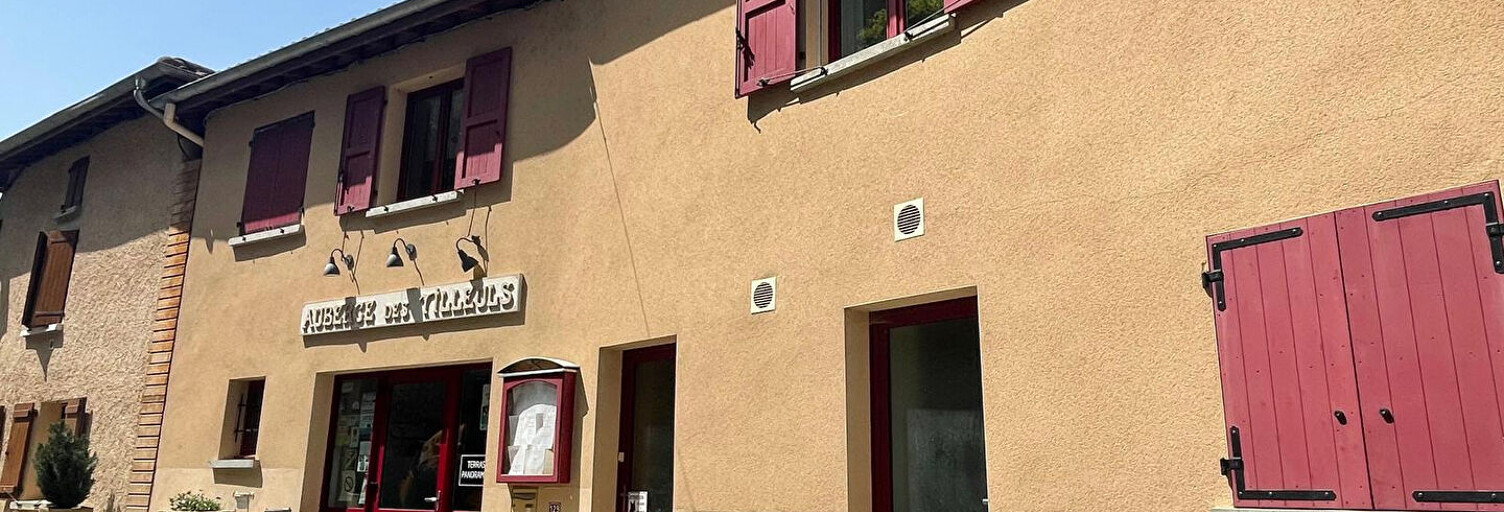 Commerce   m² à vendre à Saint-Symphorien-sur-Coise (69590)