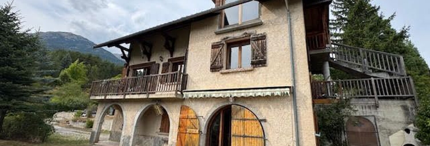 Maison 6 Pièces 171 m² à vendre à Embrun (05200)