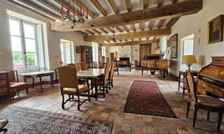 Maison 7 Pièces 212 m² à vendre à Vaas (72500)