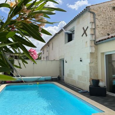 Maison 6 pièces 384900 €