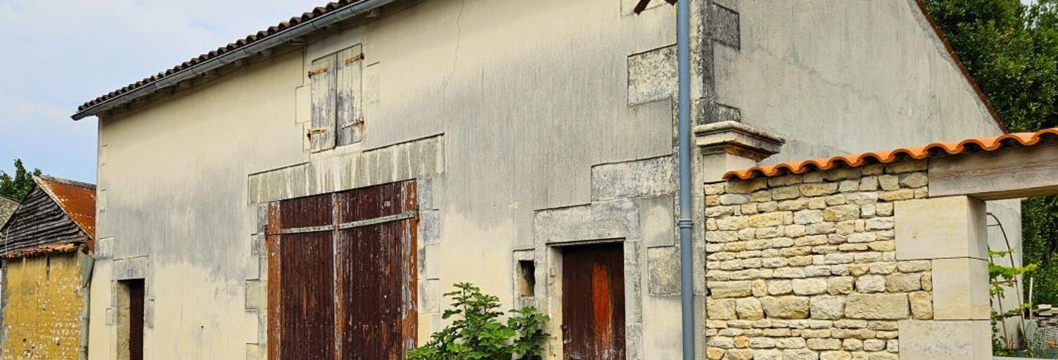 Maison 2 Pièces 74 m² à vendre à Saint-Jean-d'Angély (17400)