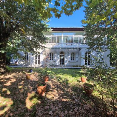 Maison 10 pièces 576000 €