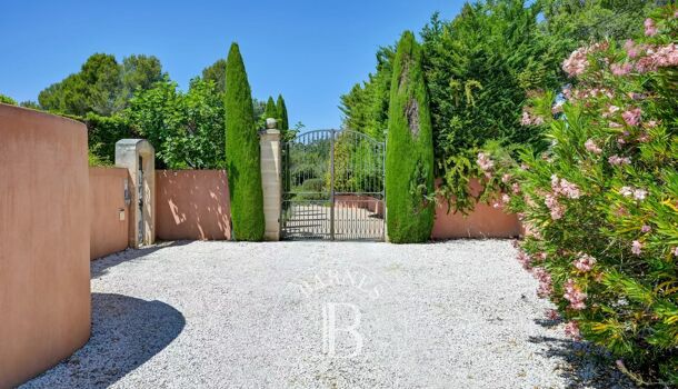 Propri&eacute;t&eacute; 8 pièces  à vendre Aix-en-Provence 13100