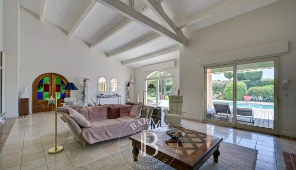 Propri&eacute;t&eacute; 8 pièces  à vendre Aix-en-Provence 13100