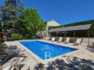 AIX-EN-PROVENCE- BASTIDE XVIIeme - 7 chambres -Piscine — photo 3