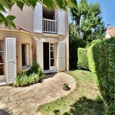 Maison 5 pièces 879000 €