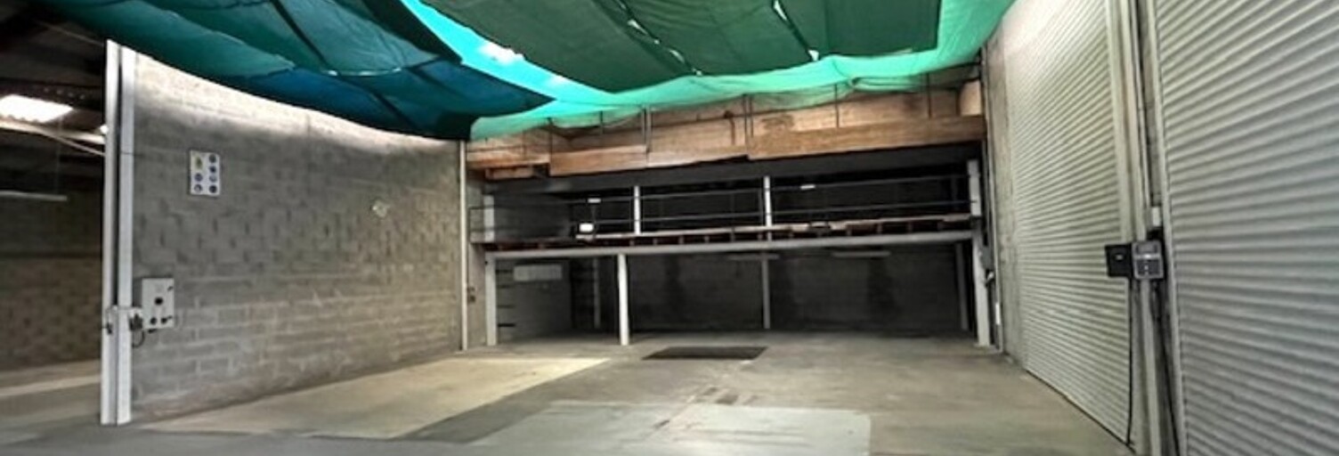 Commerce  360 m² à louer à Pons (17800)