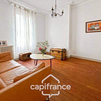 Maison 6 pièces 699900 €