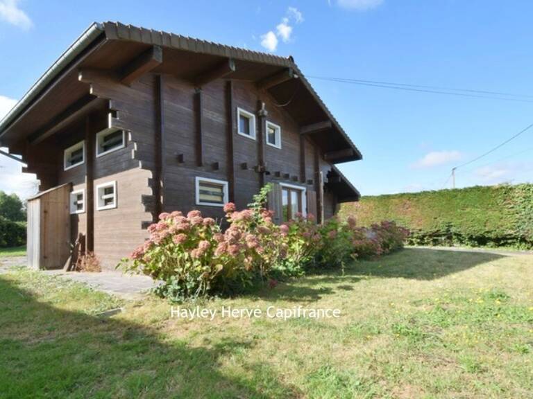 À vendre, à deux pas de la plage : chalet avec terrain, garages et beau potentiel Asnelles (14) (Calvados) — photo 1