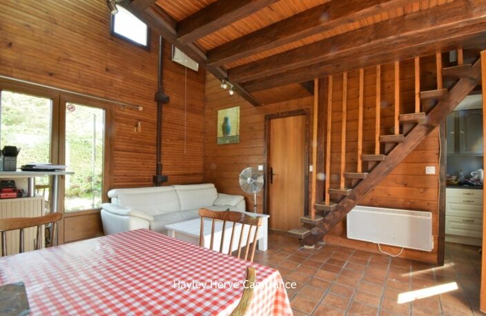 À vendre, à deux pas de la plage : chalet avec terrain, garages et beau potentiel Asnelles (14) (Calvados) — photo 5