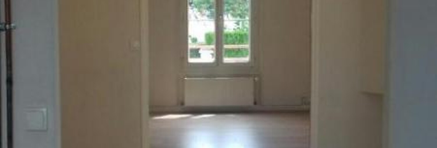 Appartement 2 Pièces 42 m² à louer à Les Essarts-le-Roi (78690)