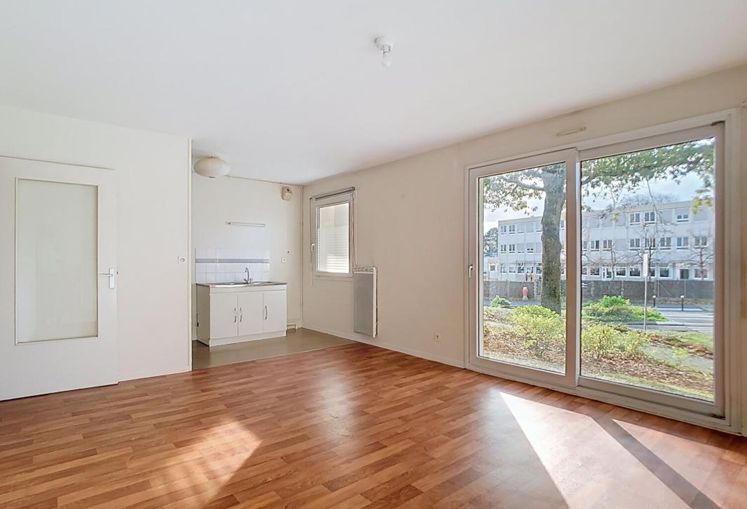 Appartement 3 pièces avec  place de parking , quartier la Martellière! — photo 1