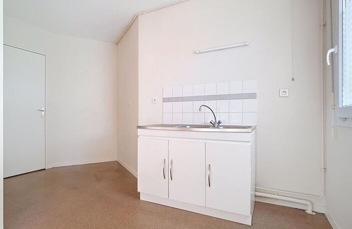 Appartement 3 pièces avec  place de parking , quartier la Martellière! — photo 4