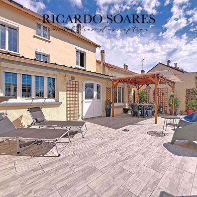 Maison 10 pièces 380000 €