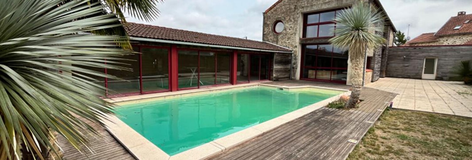 Maison 4 Pièces 240 m² à vendre à Bressuire (79300)