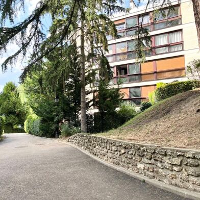 Appartement 4 pièces 245000 €