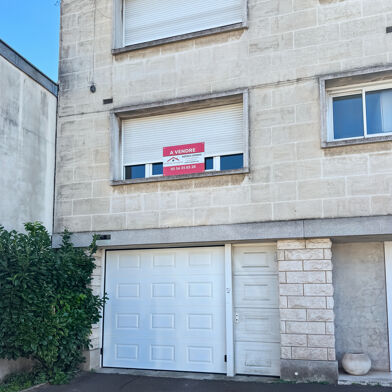 Appartement 3 pièces 221000 €