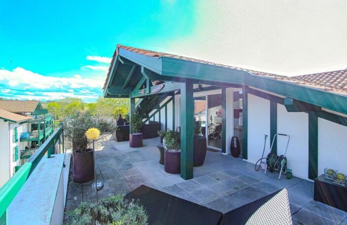 Vente appartement 3 pièces 120 m² Saint-Pierre-d'Irube (64990) — photo 3
