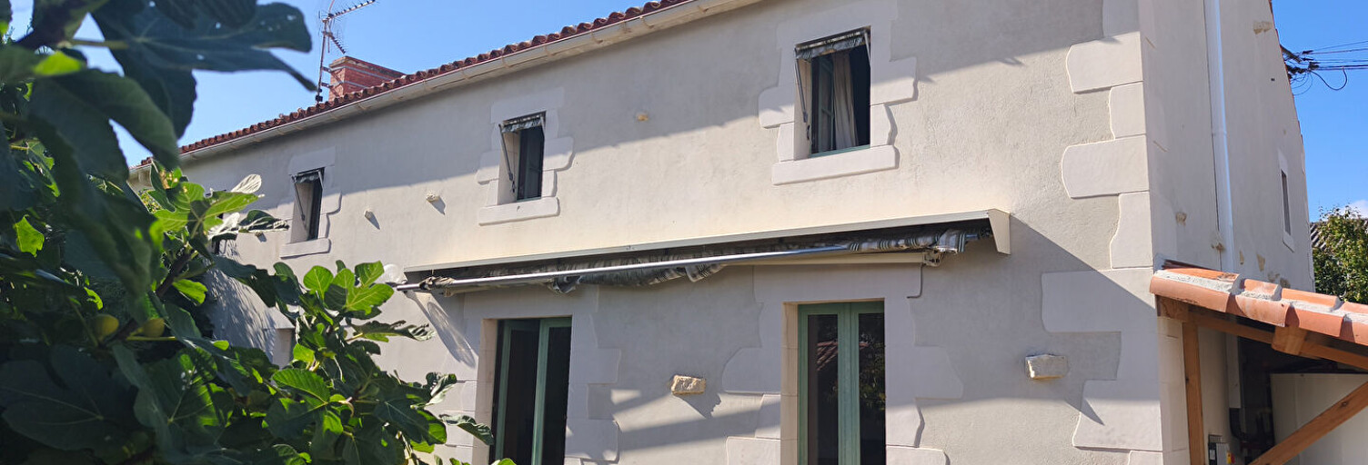 Maison 5 Pièces 160 m² à vendre à Thairé (17290)