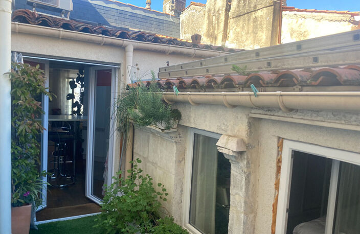 A VENDRE  CENTRE DE LA ROCHELLE  IMMEUBLE/MAISON DE 130 M2 — photo 3