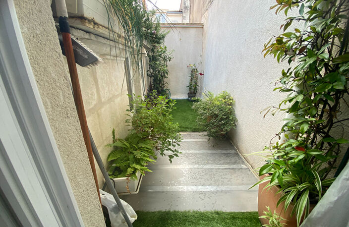 A VENDRE  CENTRE DE LA ROCHELLE  IMMEUBLE/MAISON DE 130 M2 — photo 5