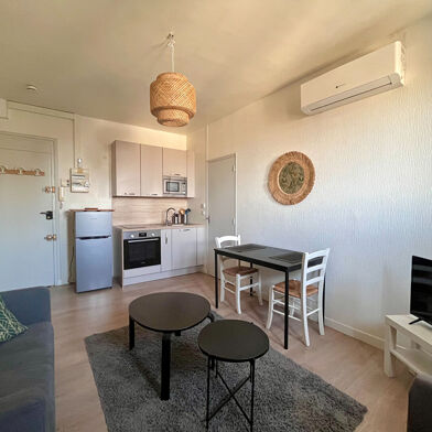 Appartement 3 pièces 732 €