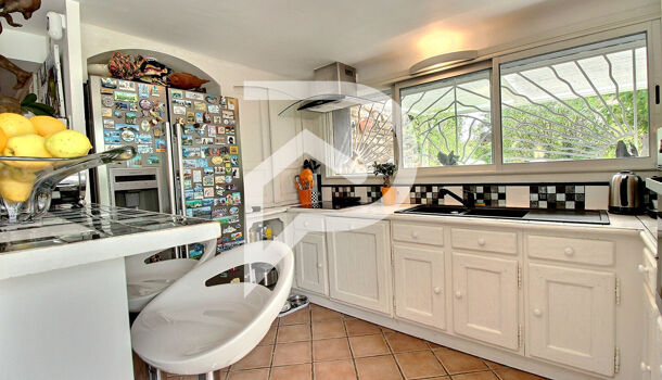 Villa / Maison 6 pièces  à vendre Bormes-les-Mimosas 83230