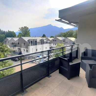 Appartement 3 pièces 299700 €