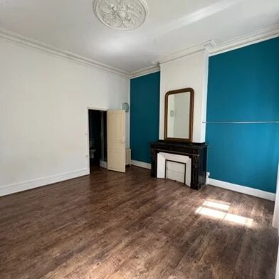 Appartement 3 pièces 780 €