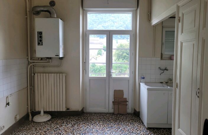 Vente immeuble  452 m² Bort-les-Orgues (19110) — photo 3