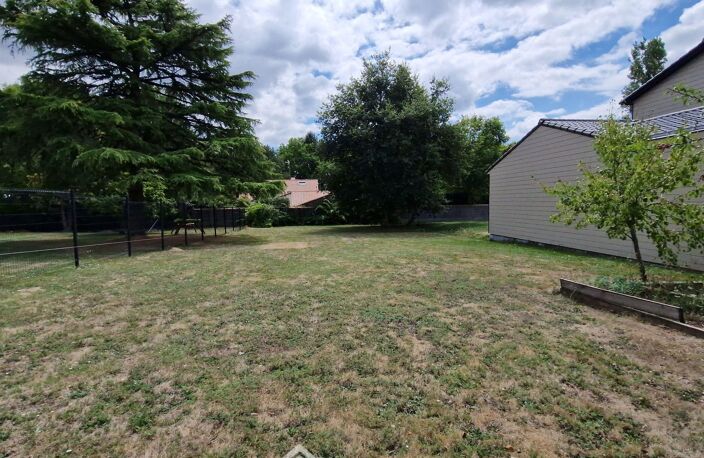 Terrain à bâtir - 674m² - Aubigny-Les Clouzeaux — photo 2