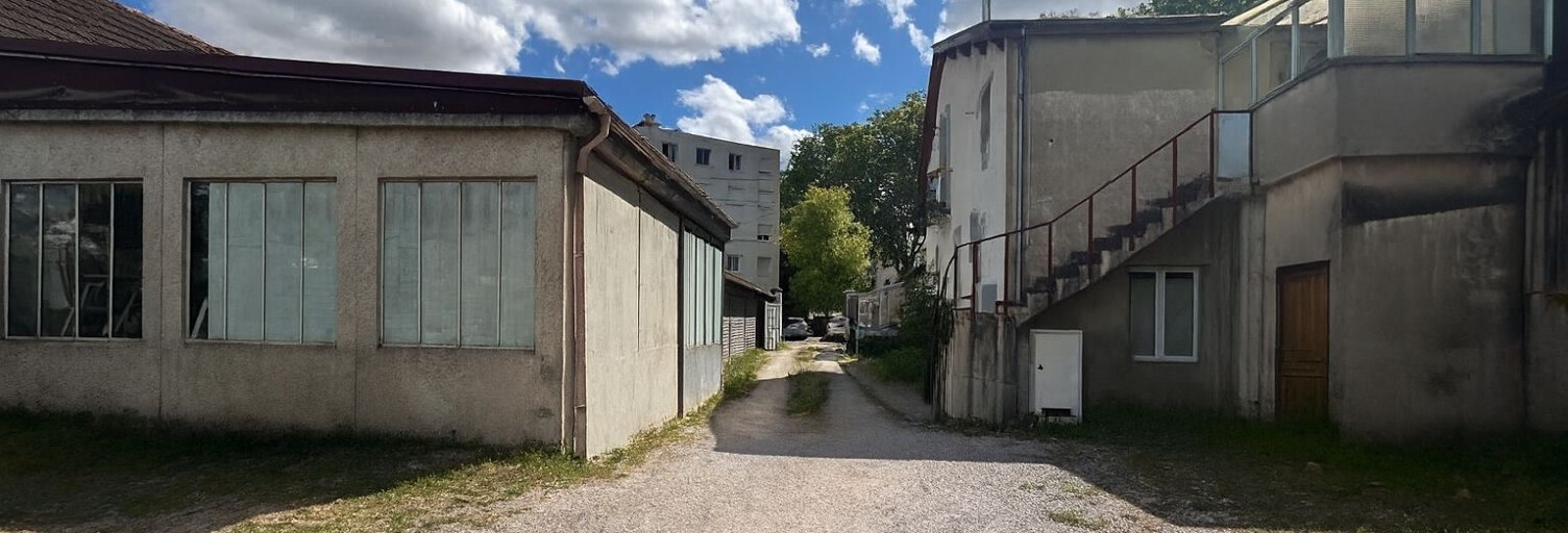 Immeuble  112 m² à vendre à Dijon (21000)