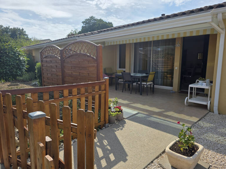 07 - RUOMS - LES SENORIALES T3 . 90m2 + 1 parking + 1 garage — photo 1
