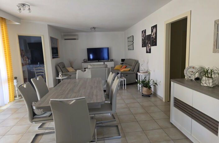 07 - RUOMS - LES SENORIALES T3 . 90m2 + 1 parking + 1 garage — photo 3