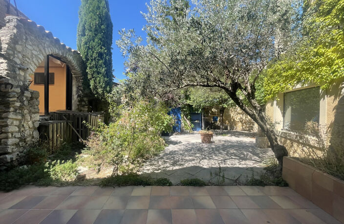 Dpt Drôme (26) - À vendre à La Garde-Adhémar - Maison de vil — photo 2