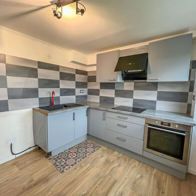 Appartement 3 pièces 83000 €