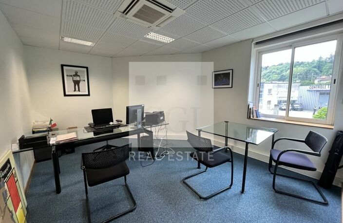 BUREAUX à LOUER — photo 2