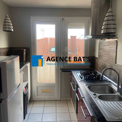 Appartement 2 pièces 496 €