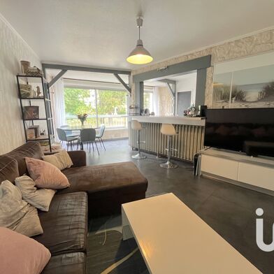 Appartement 4 pièces 184000 €