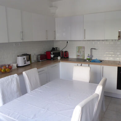 Appartement 3 pièces 108000 €