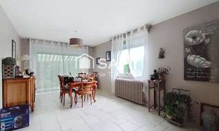 Maison 9 Pièces 215 m² à vendre à Villemandeur (45700)