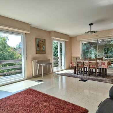 Maison 6 pièces 220000 €