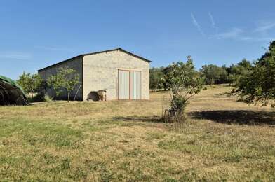 Terrain  79900 €