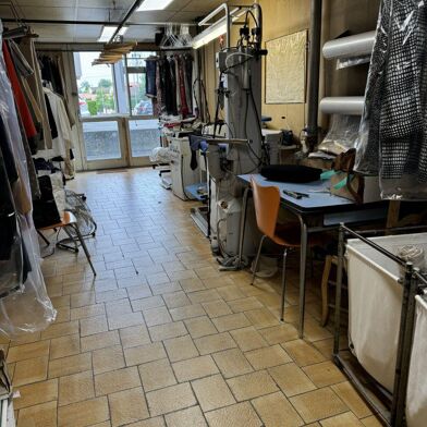 Commerce  197000 €