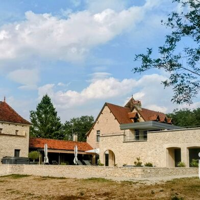 Maison 10 pièces 692000 €